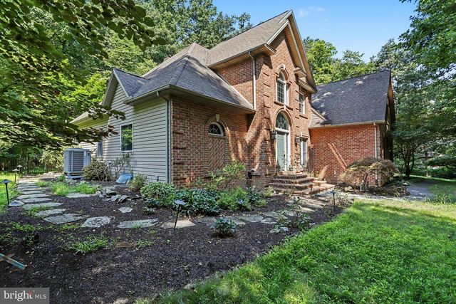661 HUNTERS LN, Lewisberry, PA 17339
