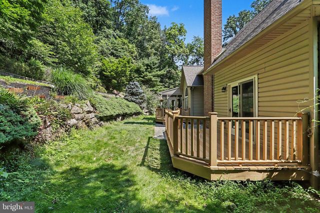 661 HUNTERS LN, Lewisberry, PA 17339
