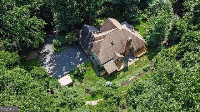 661 HUNTERS LN, Lewisberry, PA 17339