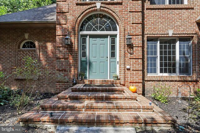 661 HUNTERS LN, Lewisberry, PA 17339