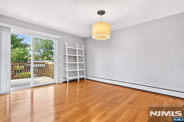 347 4th Street A, Palisades Park, NJ 07650