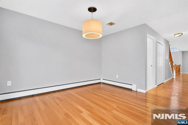 347 4th Street A, Palisades Park, NJ 07650