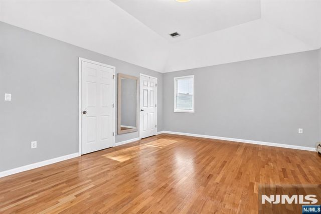 347 4th Street A, Palisades Park, NJ 07650