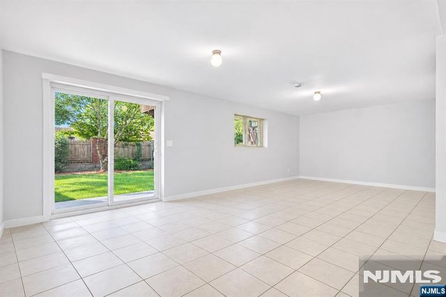 347 4th Street A, Palisades Park, NJ 07650