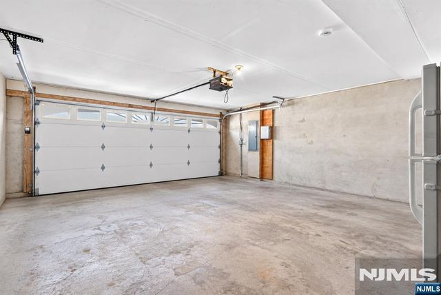 347 4th Street A, Palisades Park, NJ 07650