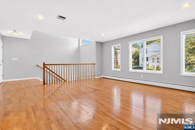 347 4th Street A, Palisades Park, NJ 07650