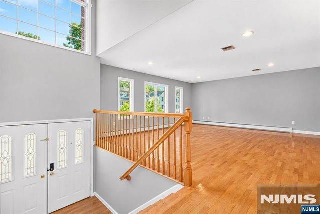 347 4th Street A, Palisades Park, NJ 07650