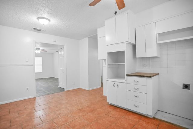 1307 61st Street, Lubbock, TX 79412