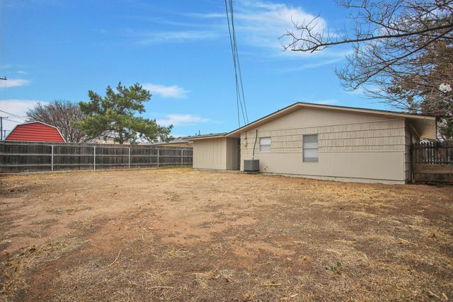 1307 61st Street, Lubbock, TX 79412