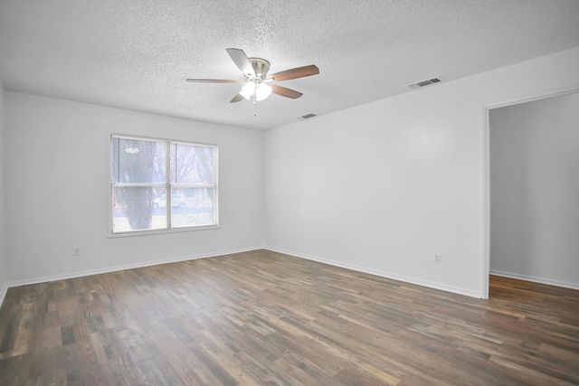 1307 61st Street, Lubbock, TX 79412