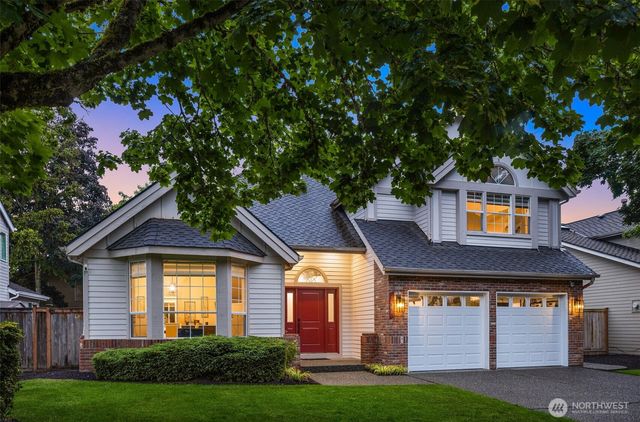 25444 SE 42nd Place, Issaquah, WA 98029