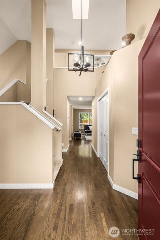 25444 SE 42nd Place, Issaquah, WA 98029
