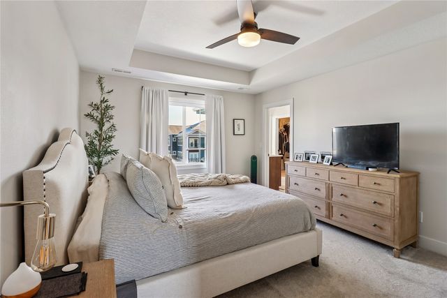 302 S 91st Street, West Des Moines, IA 50266