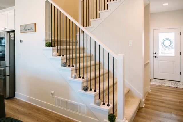 302 S 91st Street, West Des Moines, IA 50266