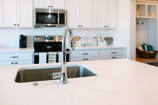 302 S 91st Street, West Des Moines, IA 50266