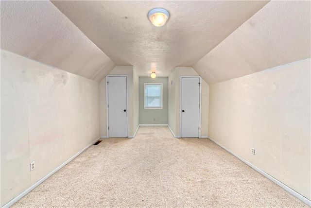 10119 EARNSHAW Street, Lenexa, KS 66215