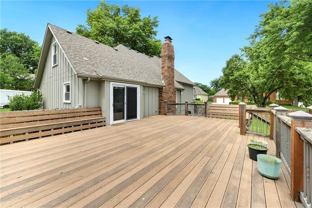 10119 EARNSHAW Street, Lenexa, KS 66215