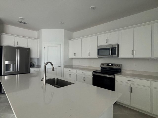 7869 LAKES EDGE LANE, Port Charlotte, FL 33981