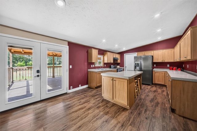 2581 Mann Road, Conroe, TX 77303