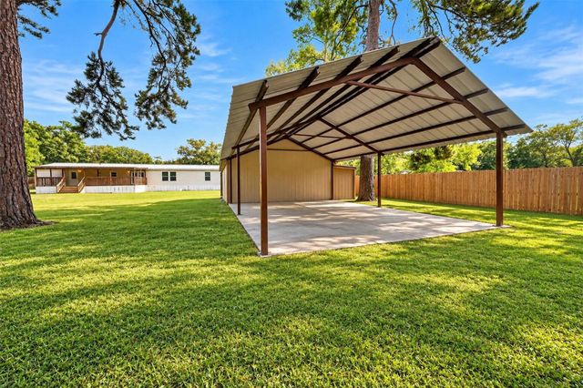 2581 Mann Road, Conroe, TX 77303