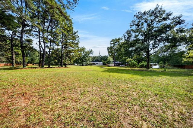 2581 Mann Road, Conroe, TX 77303