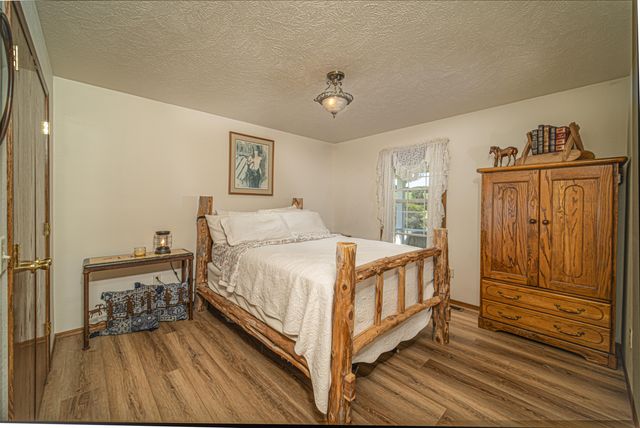 444 Rural Route 3 O-527, Ava, MO 65608