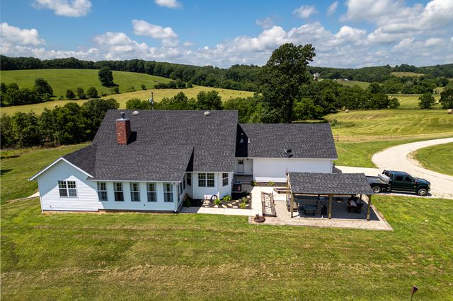 444 Rural Route 3 O-527, Ava, MO 65608