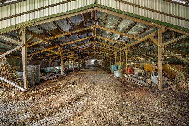 444 Rural Route 3 O-527, Ava, MO 65608