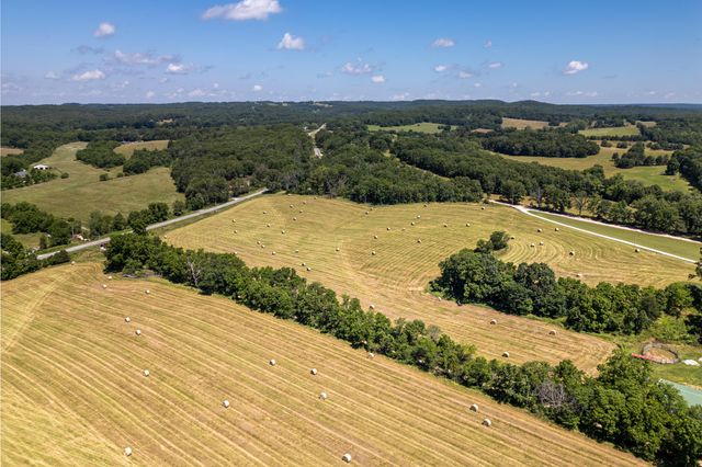 444 Rural Route 3 O-527, Ava, MO 65608