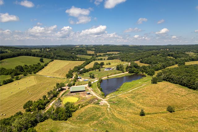 444 Rural Route 3 O-527, Ava, MO 65608