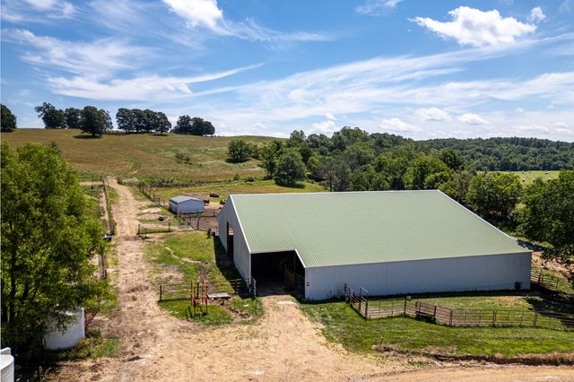 444 Rural Route 3 O-527, Ava, MO 65608