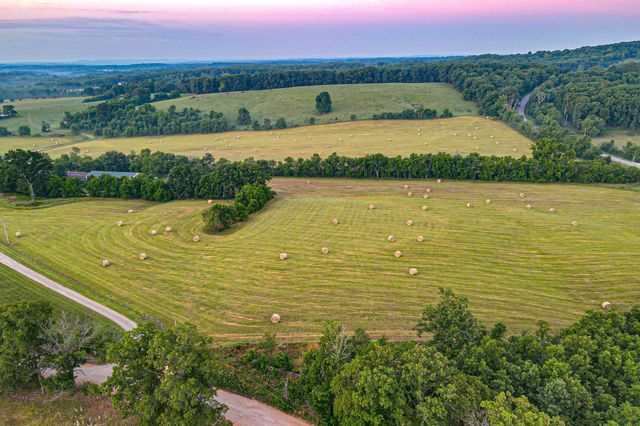 444 Rural Route 3 O-527, Ava, MO 65608