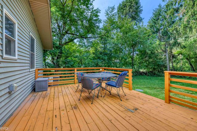 60685 Mt Vernon Road, Rochester, MI 48036