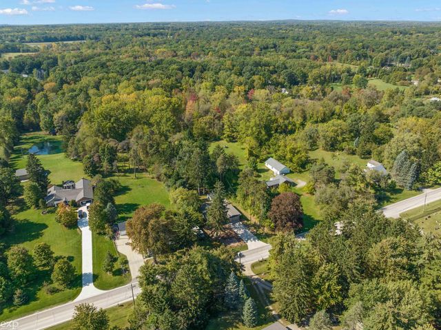 60685 Mt Vernon Road, Rochester, MI 48036