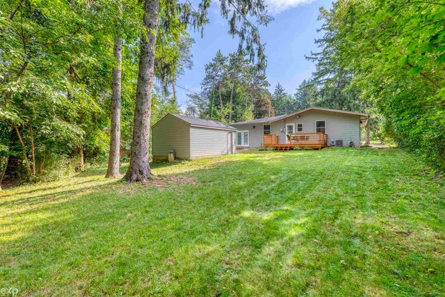 60685 Mt Vernon Road, Rochester, MI 48036