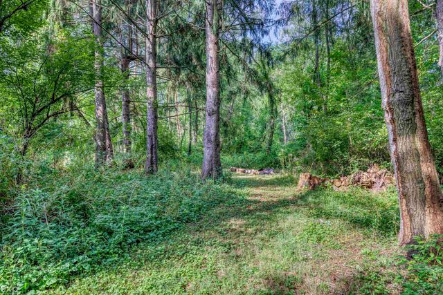 60685 Mt Vernon Road, Rochester, MI 48036