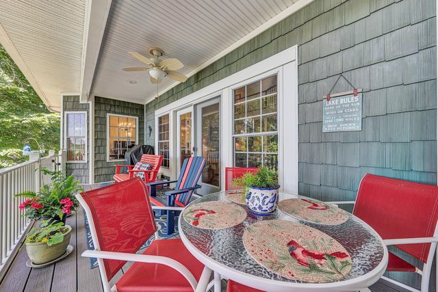 1100 Angela CT, Moneta, VA 24121