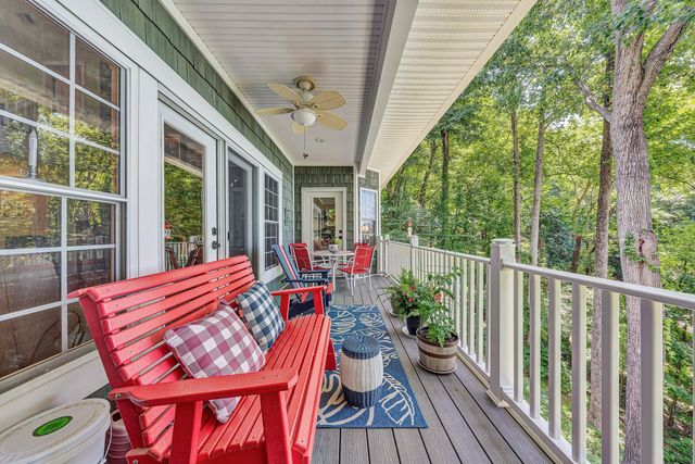 1100 Angela CT, Moneta, VA 24121