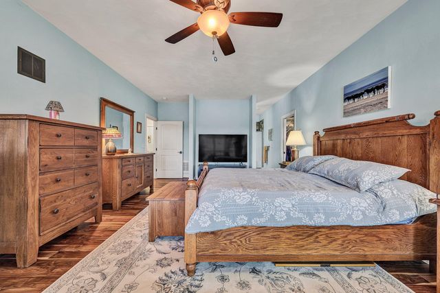 1100 Angela CT, Moneta, VA 24121