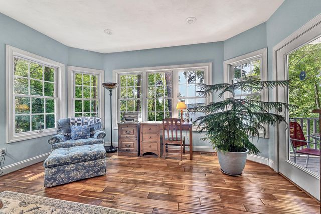 1100 Angela CT, Moneta, VA 24121