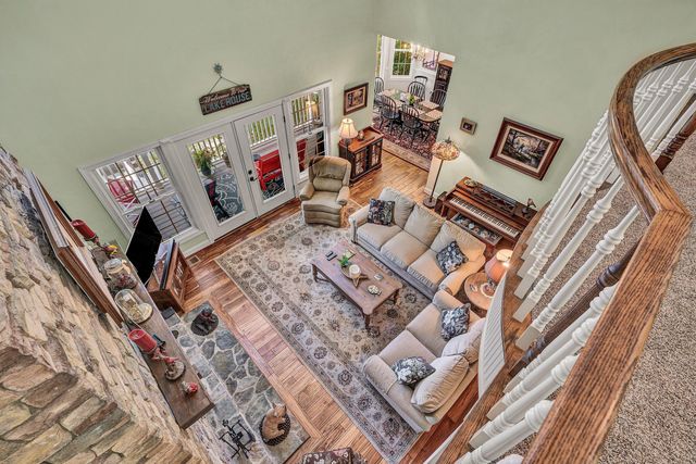 1100 Angela CT, Moneta, VA 24121