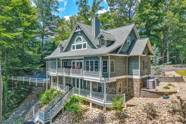 1100 Angela CT, Moneta, VA 24121