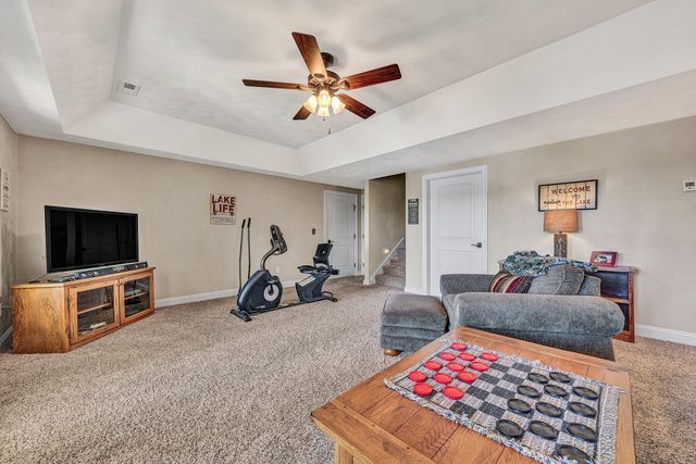 1100 Angela CT, Moneta, VA 24121