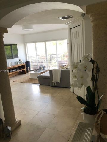 101 Sidonia Ave 301, Coral Gables, FL 33134