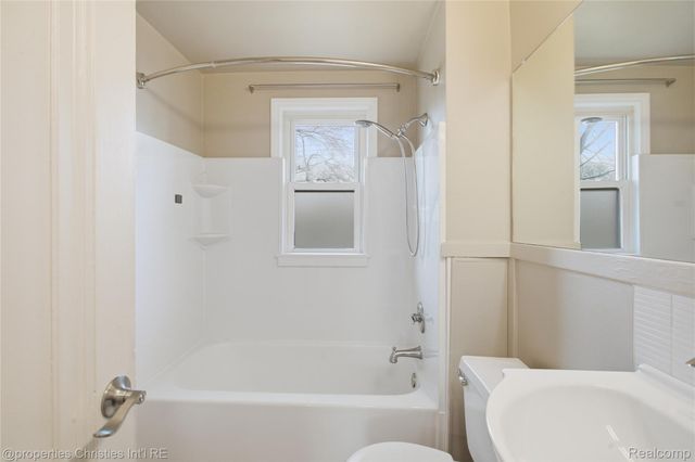 1221 E 4th Street, Royal Oak, MI 48067