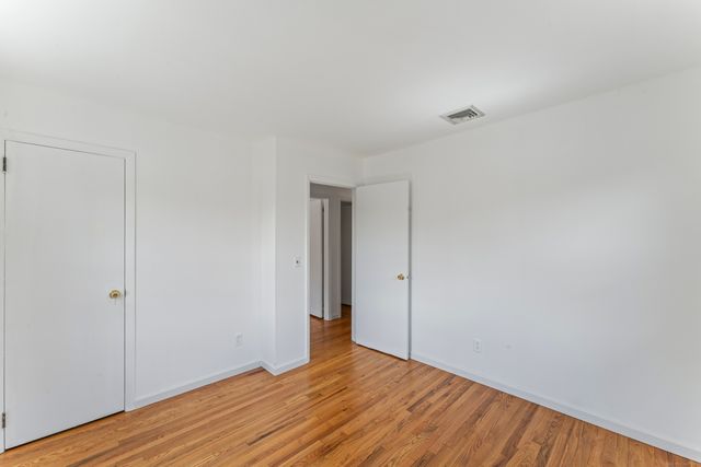 35 Briarwood Drive, Danbury, CT 06810