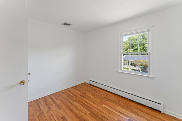 35 Briarwood Drive, Danbury, CT 06810