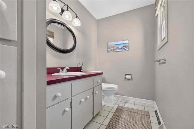 4745 Tanglewood Circle NE, Canton, OH 44714