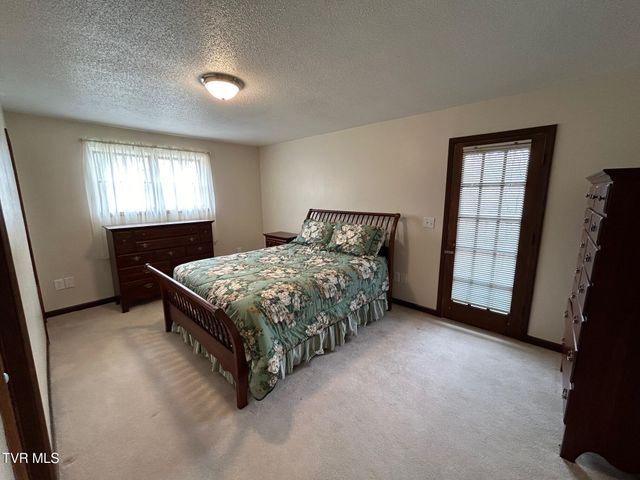 218 Northeast North Street, Coeburn, VA 24230