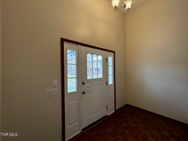 218 Northeast North Street, Coeburn, VA 24230